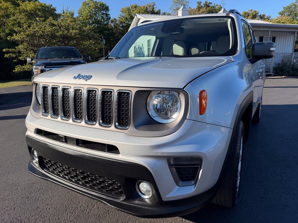 Used 2020 Jeep Renegade Limited w/ UConnect 8.4 Nav Group
