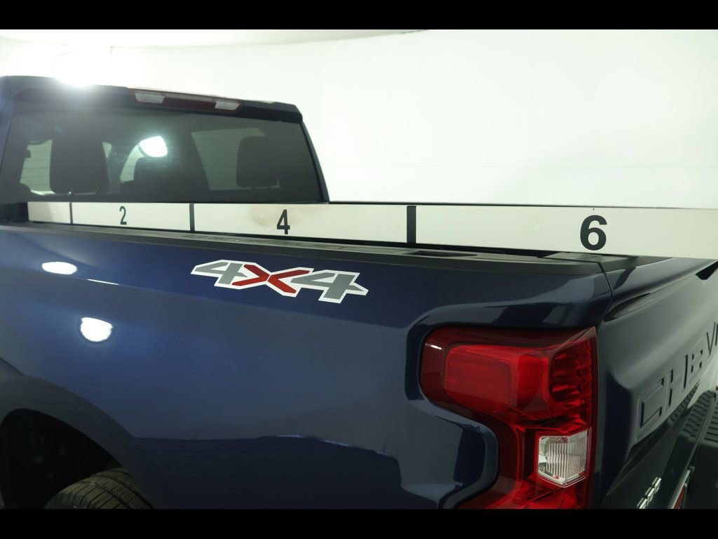 Used 2021 Chevrolet Silverado 1500 LT AWD/4WD image 11
