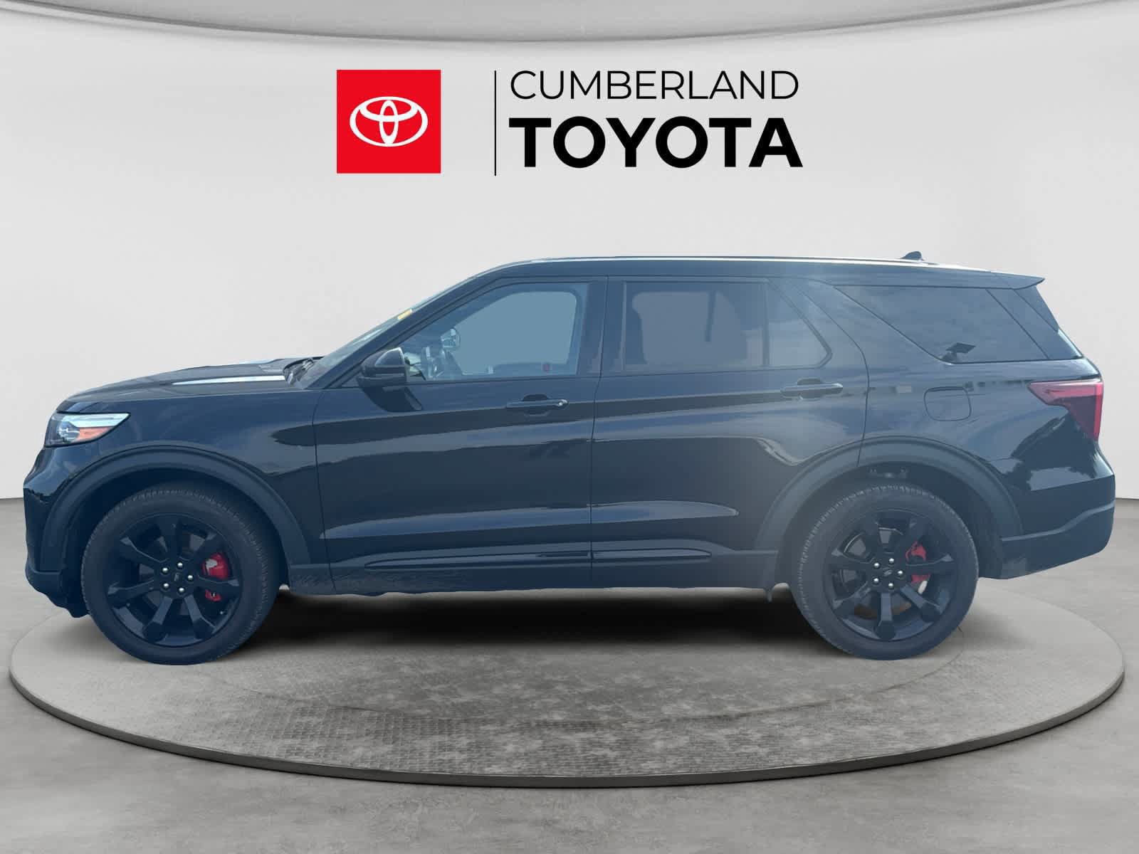 Used 2021 Ford Explorer ST w/ Equipment Group 401A AWD/4WD image 2