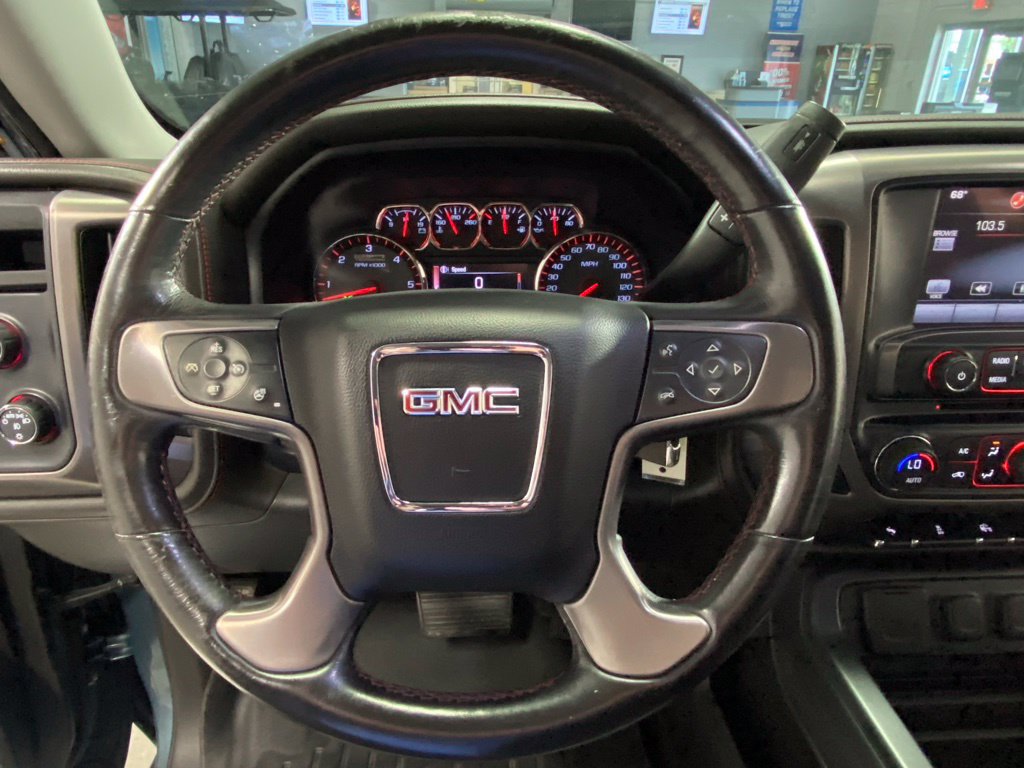 Used 2014 GMC Sierra 1500 SLT w/ All-Terrain Package AWD/4WD image 21