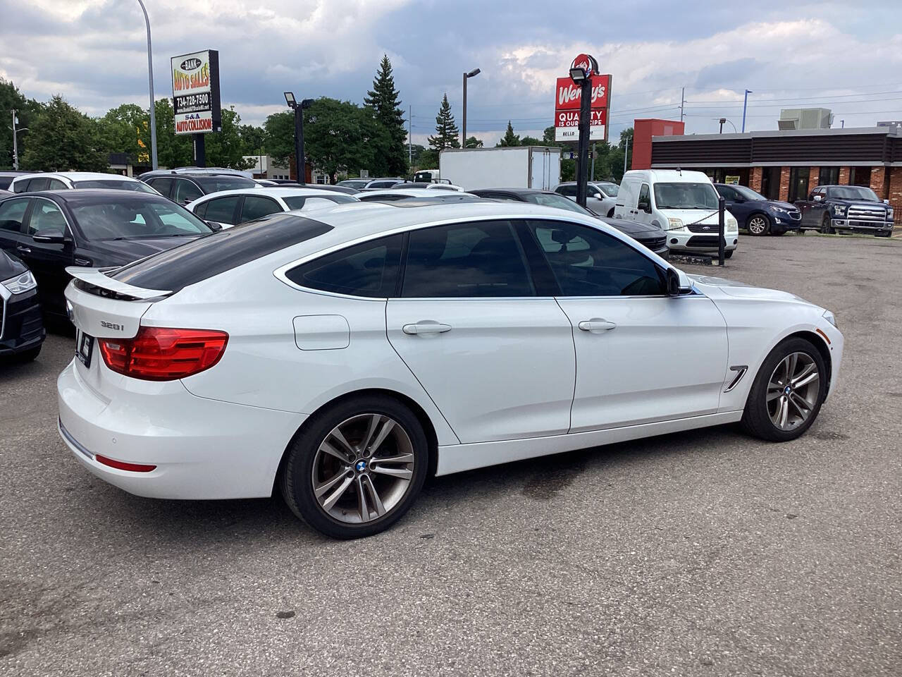 Used 2016 BMW 328i Gran Turismo xDrive AWD/4WD image 6