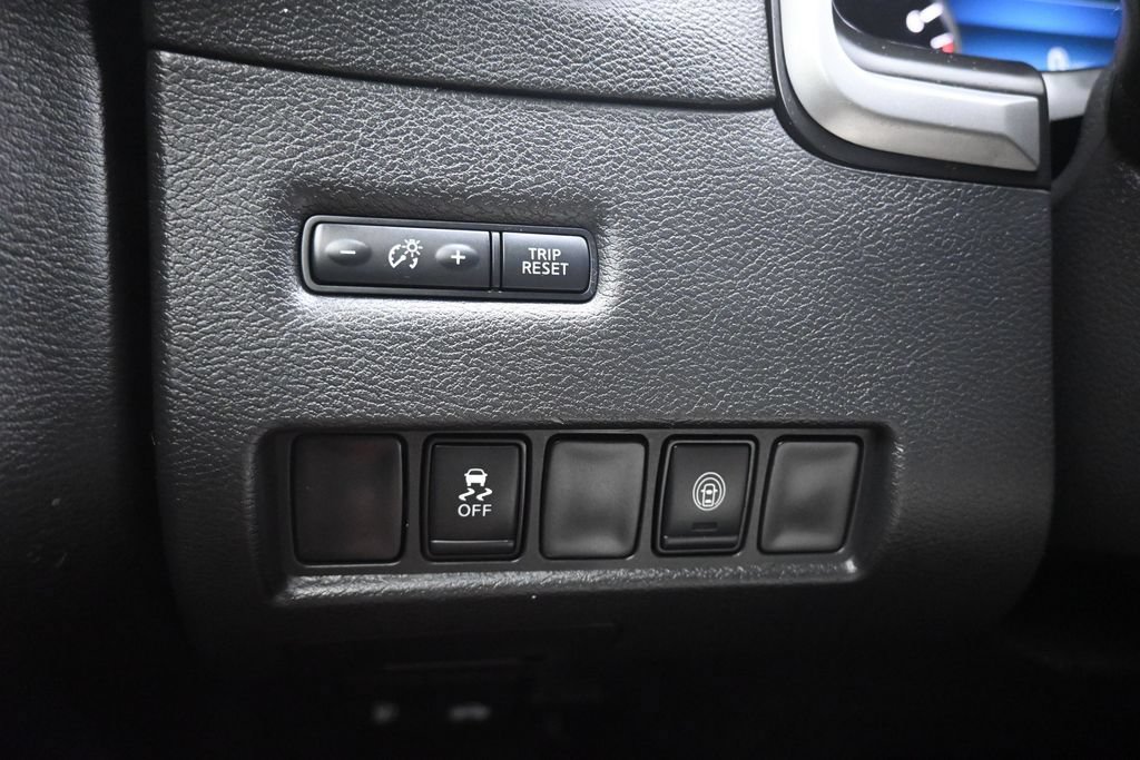 Used 2022 Nissan Murano SV FWD image 23