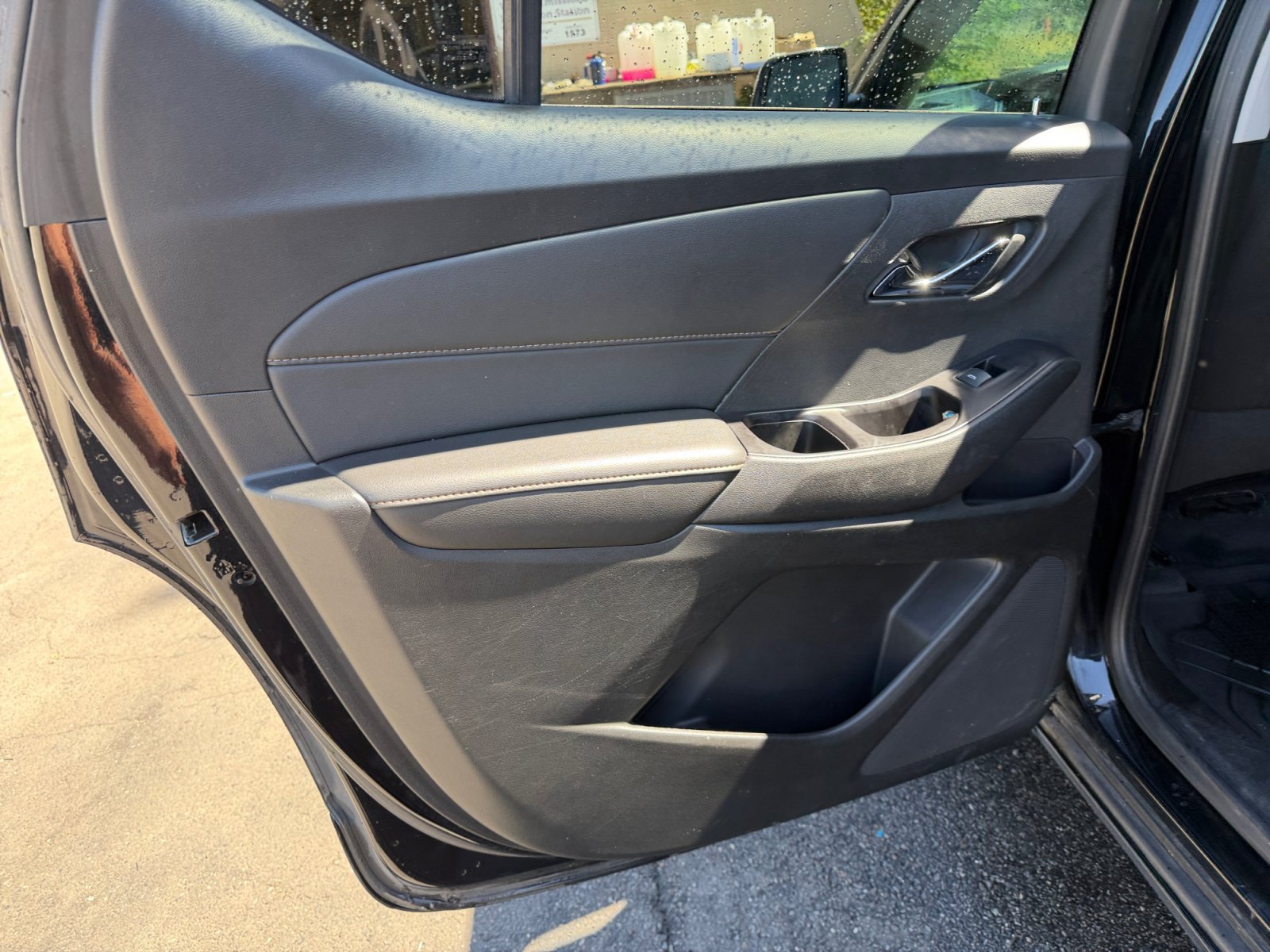 Used 2020 Chevrolet Traverse LS AWD/4WD image 28