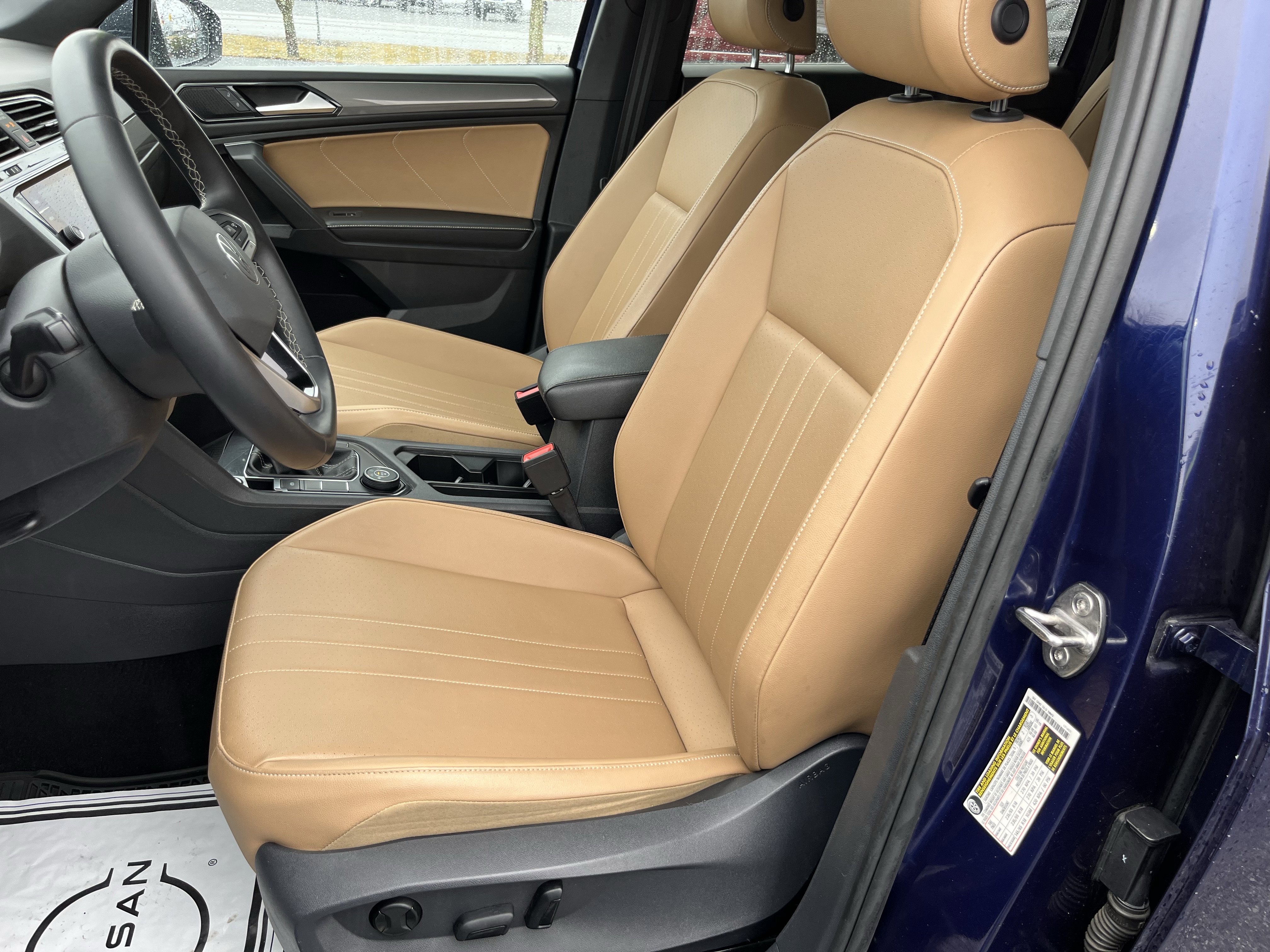 Used 2022 Volkswagen Tiguan SE AWD/4WD image 14
