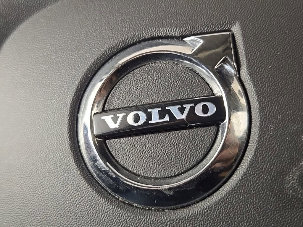 Certified 2023 Volvo XC90 B6 Plus w/ Protection Package Premier image 30