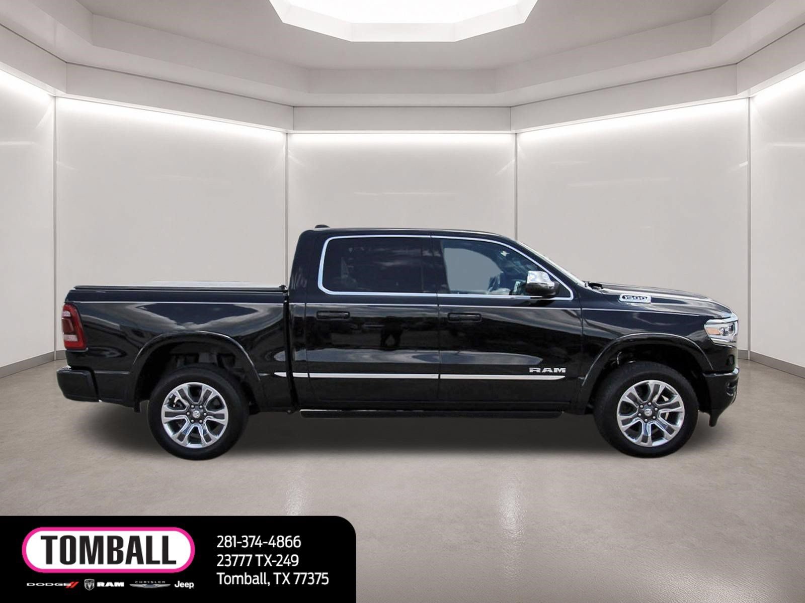 Used 2023 RAM 1500 Limited w/ Body Color Bumper Group AWD/4WD image 8