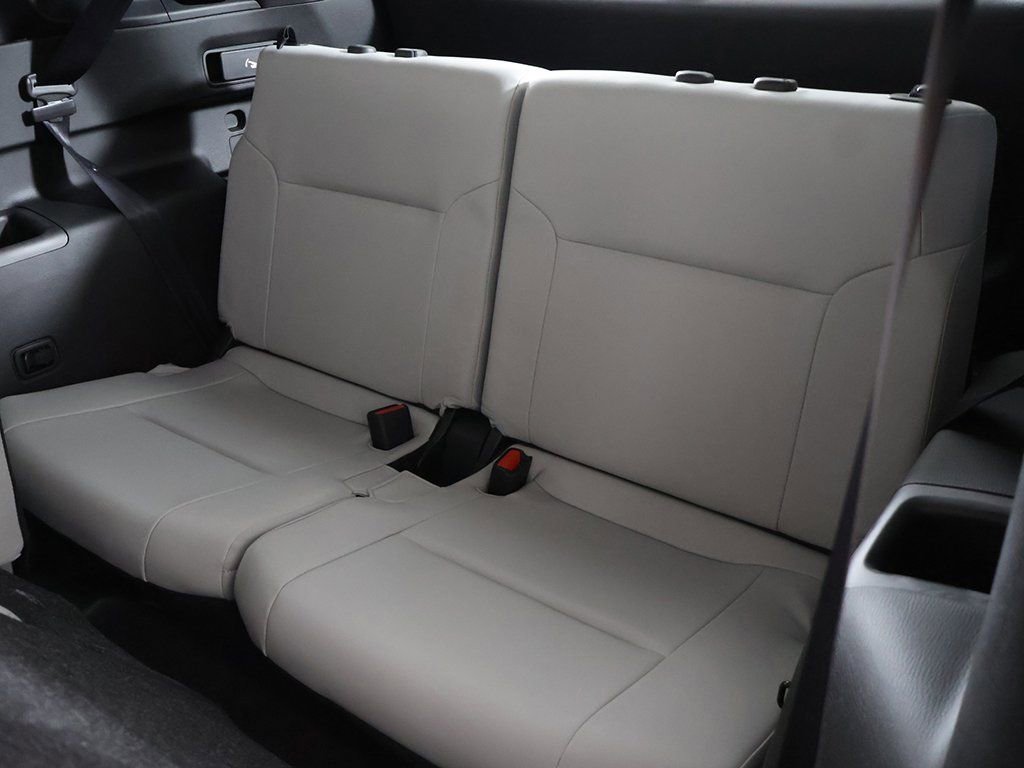 New 2025 Mitsubishi Outlander SE AWD/4WD image 34