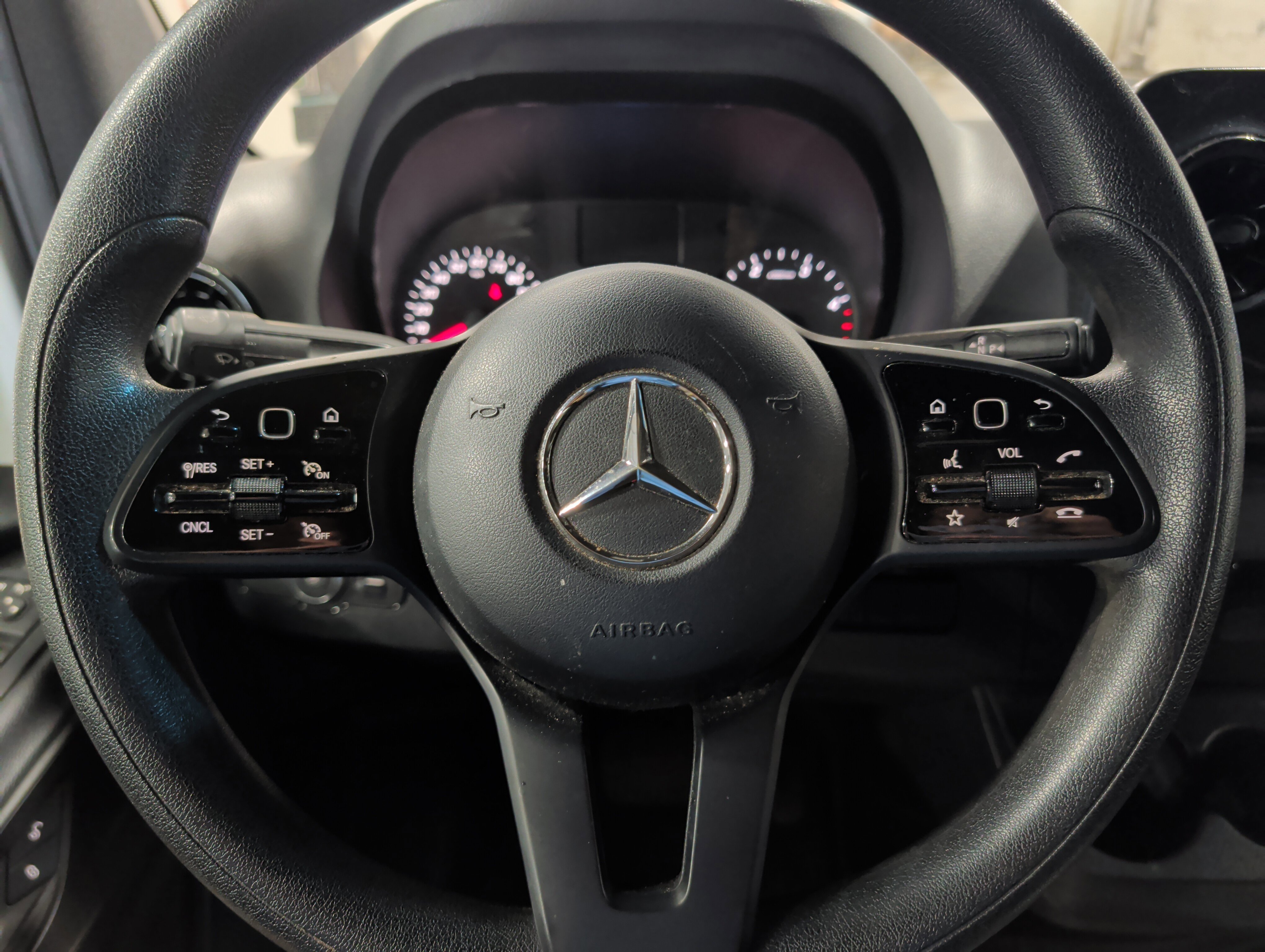 Used 2019 Mercedes-Benz Sprinter 144 image 10