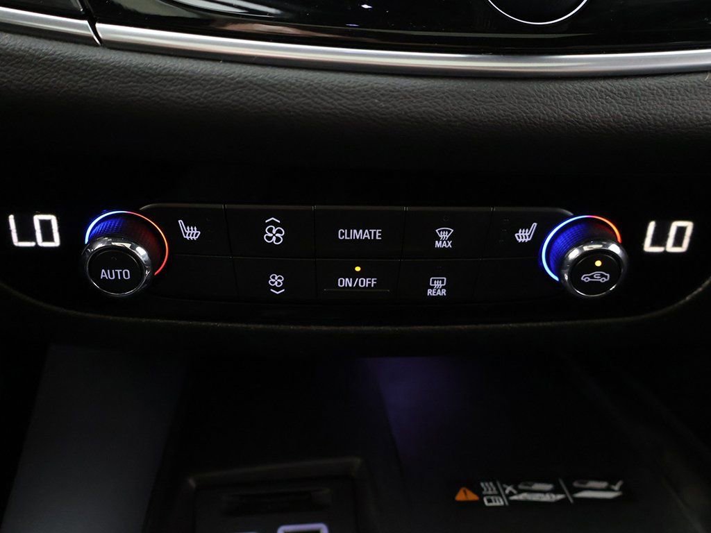 Used 2022 Buick Enclave Essence w/ Experience Buick Package image 59