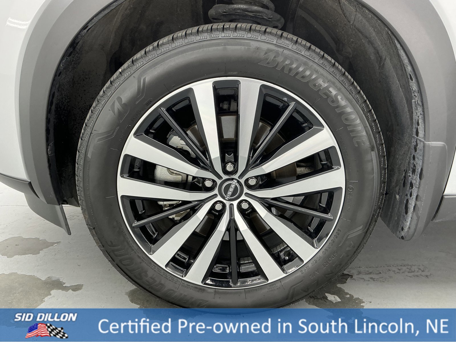 Used 2024 Nissan Pathfinder Platinum image 18