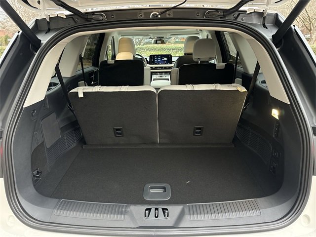 New 2026 Lincoln Aviator 2WD image 25