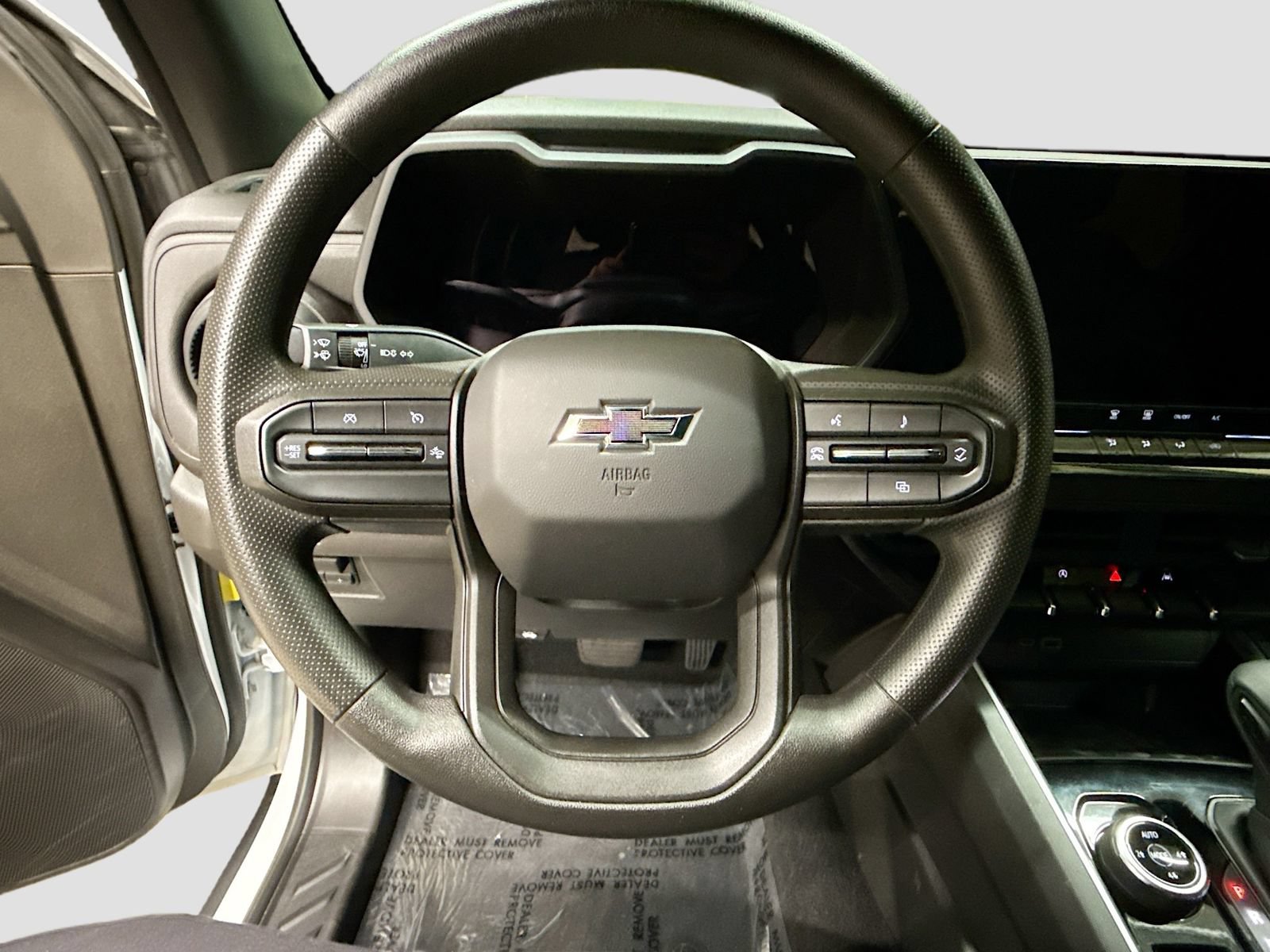 Used 2024 Chevrolet Colorado Trail Boss w/ Advanced Trailering Package AWD/4WD image 14