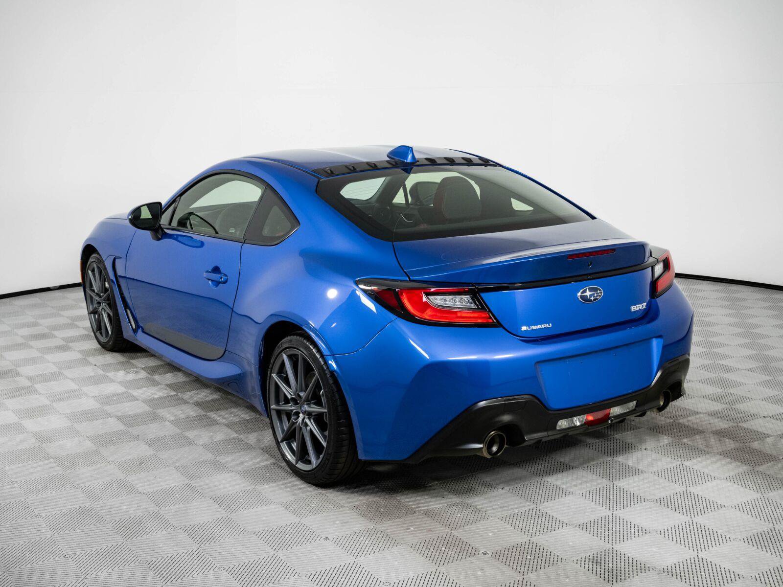 Used 2025 Subaru BRZ Limited RWD image 3