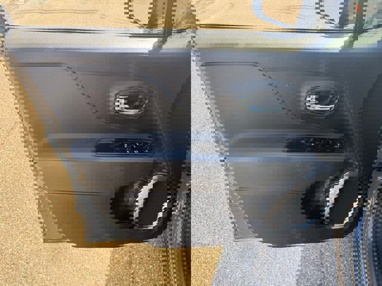 Used 2022 Jeep Renegade Latitude w/ Convenience Group image 15