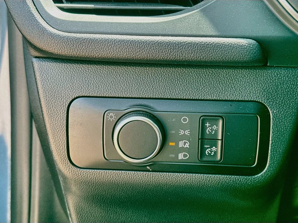Used 2025 Ford Escape Active w/ Tech Pack #1 FWD image 20