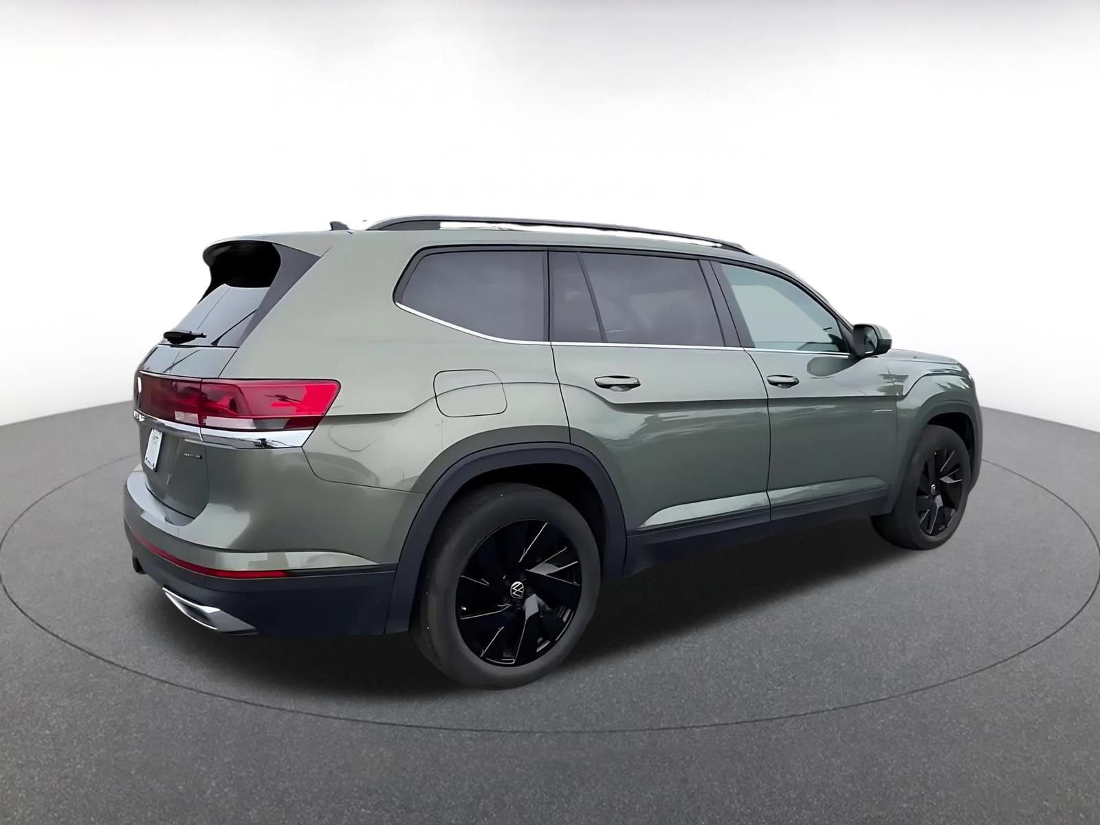 Used 2026 Volkswagen Atlas SE AWD/4WD image 15