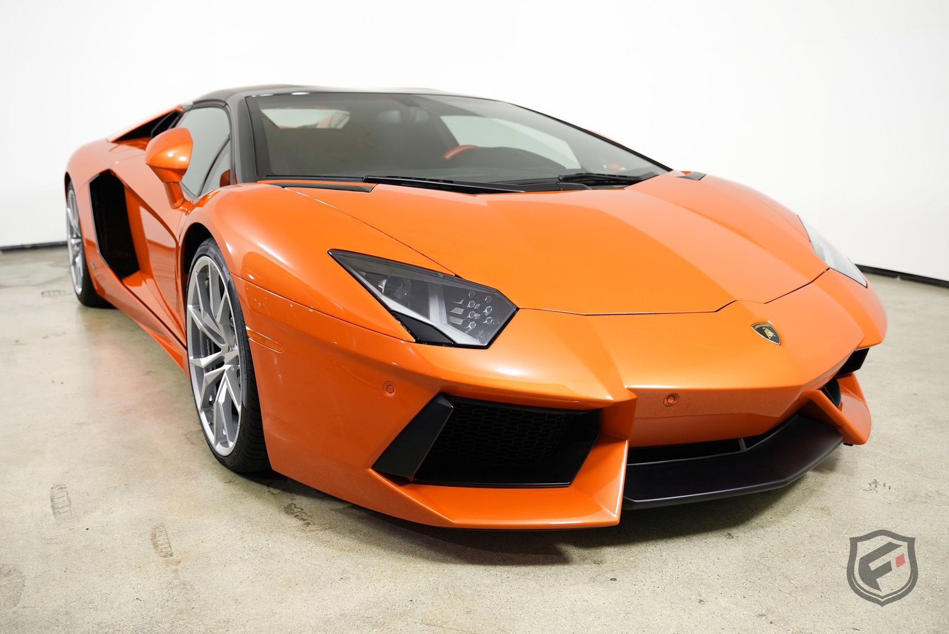 Used 2014 Lamborghini Aventador LP 700-4 image 2