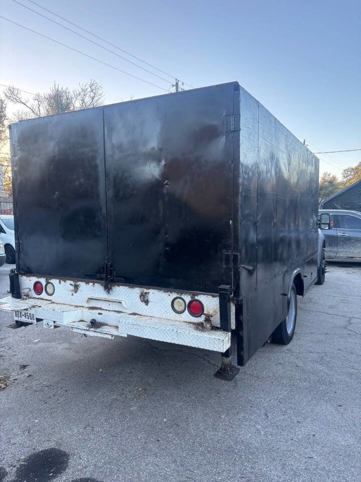 Used 2009 Ford F450 2WD Regular Cab Super Duty image 15