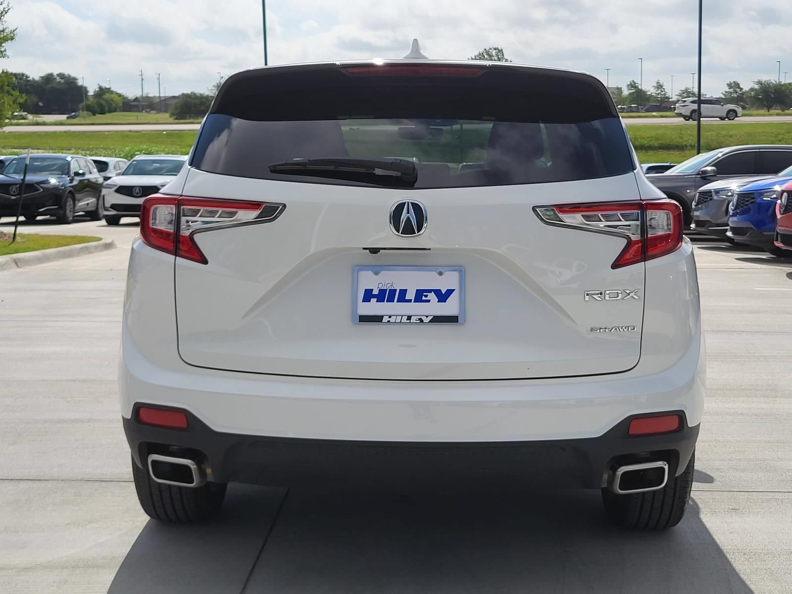 Used 2026 Acura RDX SH-AWD image 4