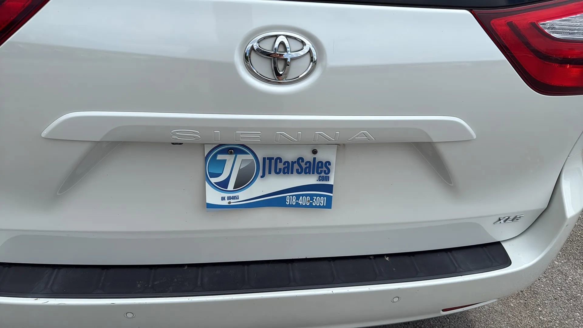 Used 2019 Toyota Sienna XLE image 31