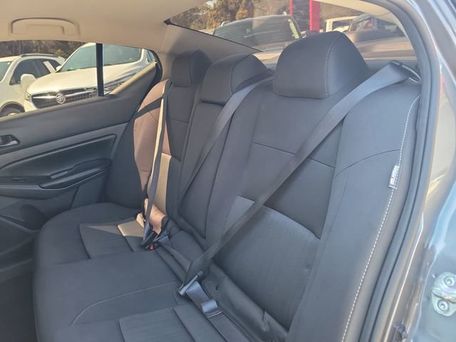 Used 2024 Nissan Altima 2.5 SV image 12