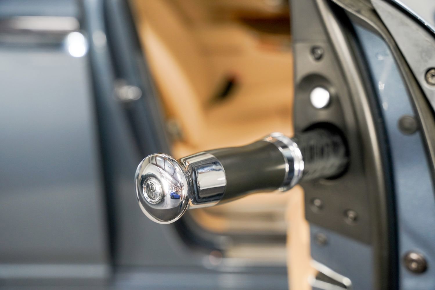 Used 2011 Rolls-Royce Ghost RWD image 32