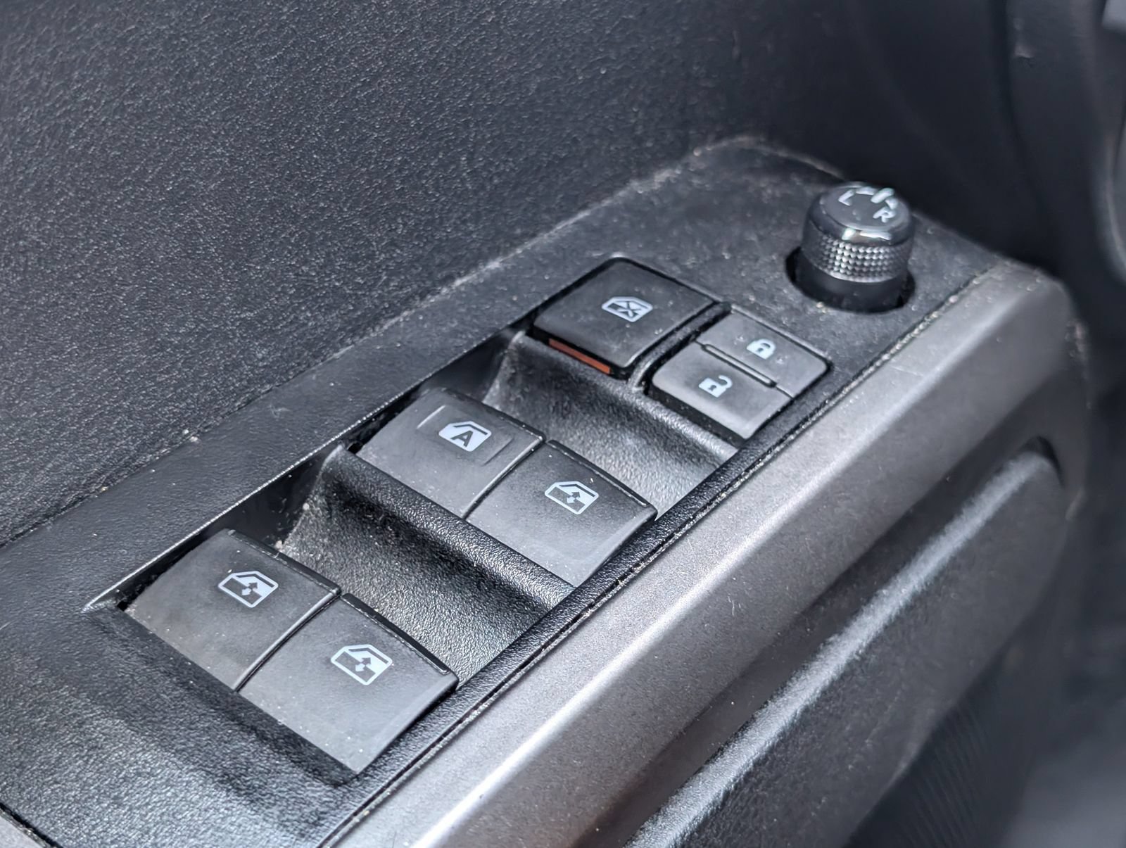 Used 2023 Toyota Tacoma SR5 RWD image 16