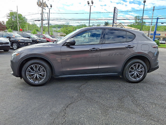 Used 2024 Alfa Romeo Stelvio Sprint AWD/4WD image 7