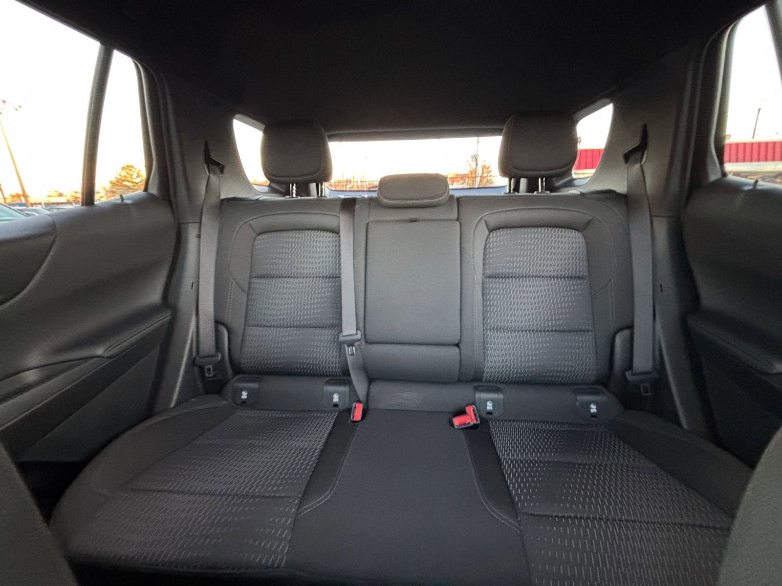 Used 2025 Chevrolet Equinox LT image 37