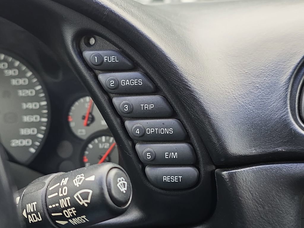 Used 2000 Chevrolet Corvette Convertible w/ Memory Pkg image 24