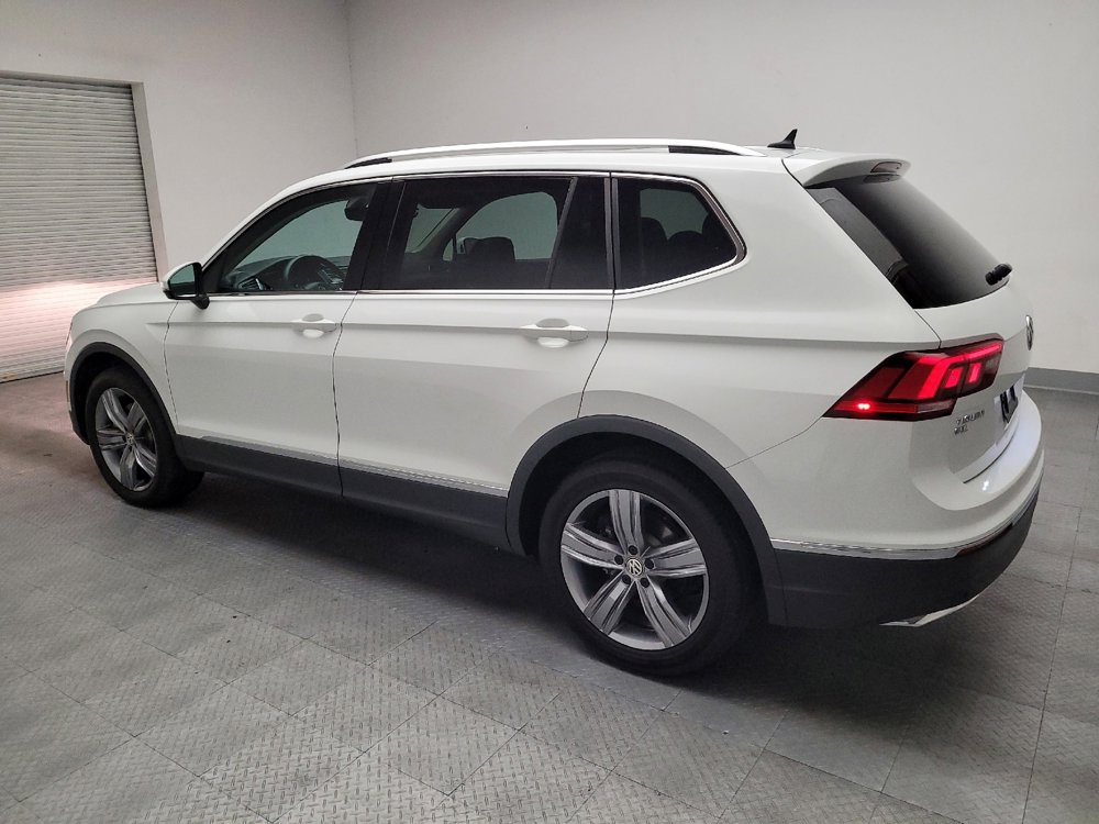 Used 2021 Volkswagen Tiguan SEL FWD image 3