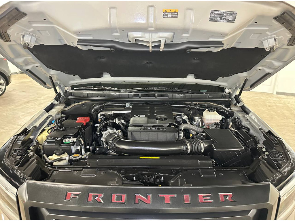 Used 2023 Nissan Frontier PRO-4X w/ Pro-4X Premium Package AWD/4WD image 4