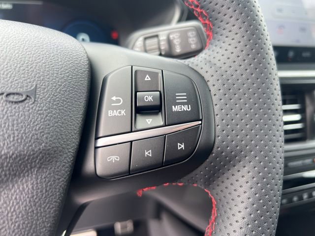 Certified 2023 Ford Escape ST-Line Select w/ Tech Pack #2 AWD/4WD image 12