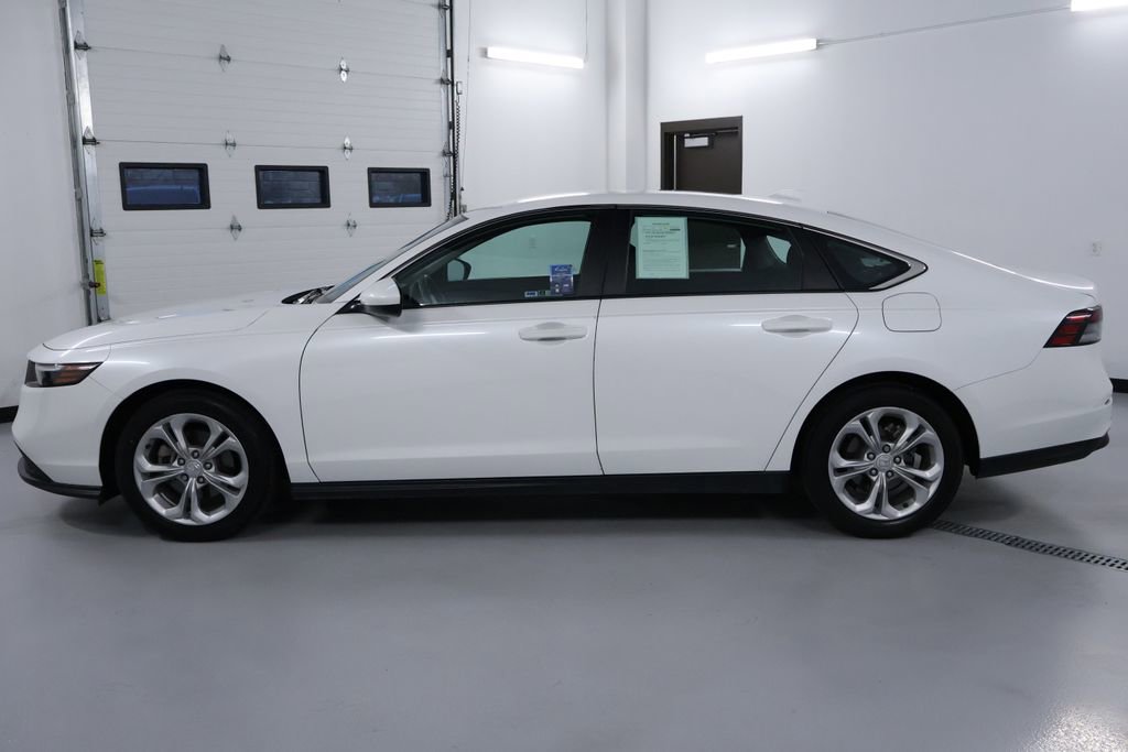 Used 2023 Honda Accord LX image 4