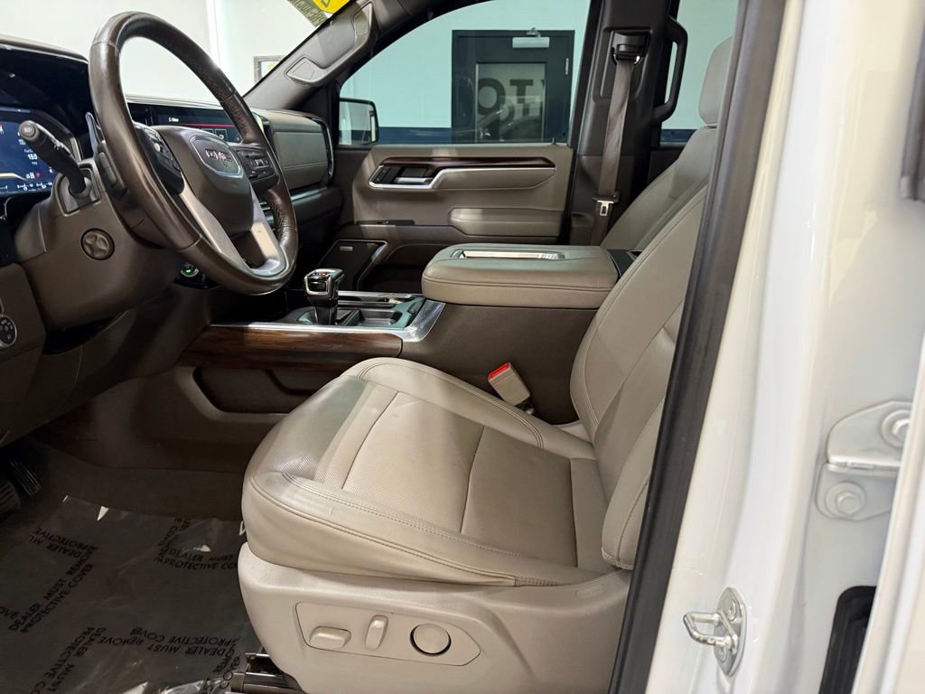 Used 2022 GMC Sierra 1500 SLT w/ SLT Premium Plus Package AWD/4WD image 28