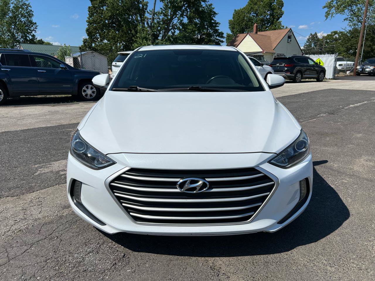 Used 2017 Hyundai Elantra Value Edition w/ Cargo Package FWD image 2