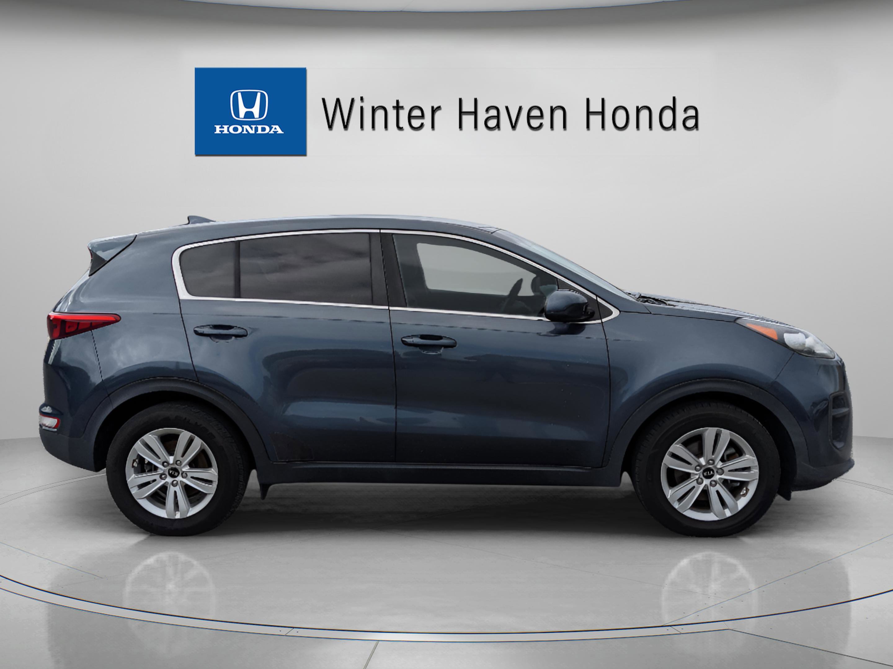 Used 2017 Kia Sportage LX image 9