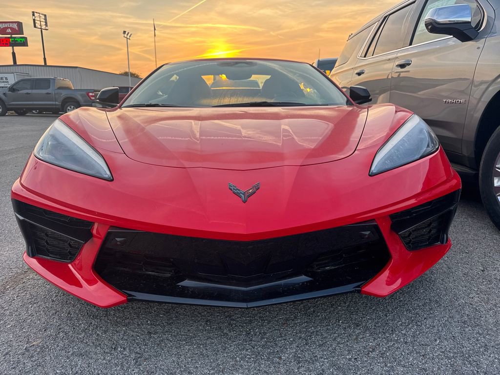 Used 2025 Chevrolet Corvette Stingray Premium Conv w/ 3LT image 2