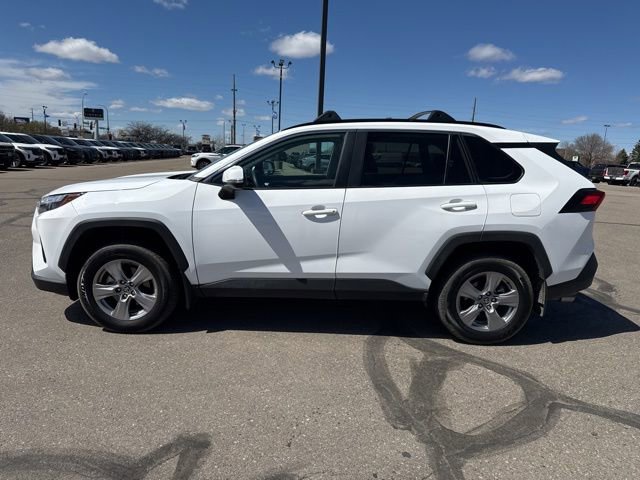 Used 2025 Toyota RAV4 XLE AWD/4WD image 7
