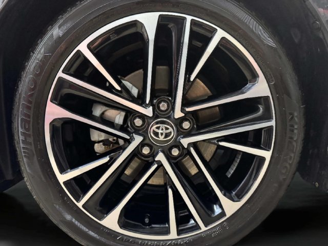 Used 2026 Toyota Camry XLE w/ Premium Plus Package AWD/4WD image 34