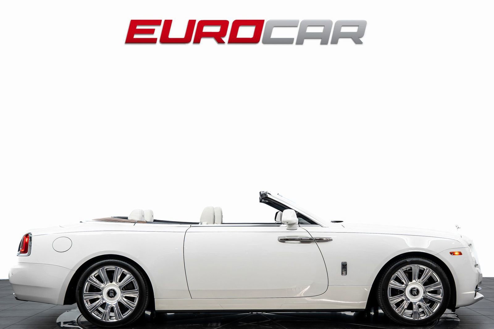 Used 2016 Rolls-Royce Dawn image 7
