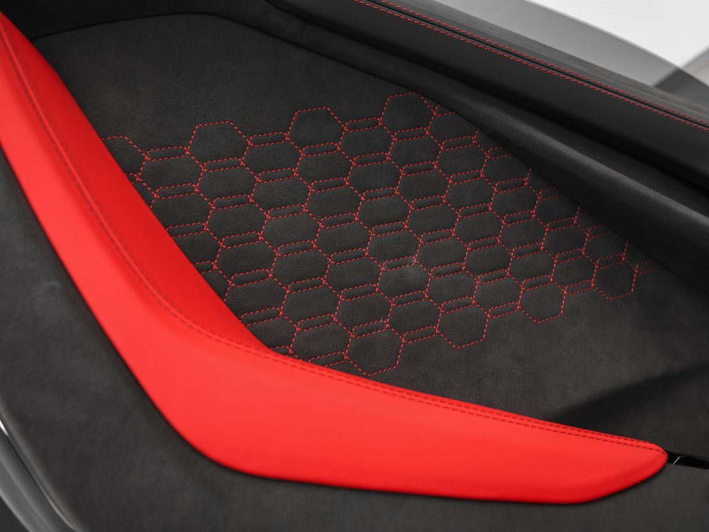 Used 2024 Lamborghini Revuelto image 75