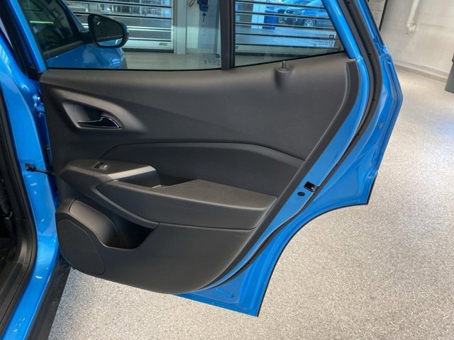 New 2025 Chevrolet Trax LT w/ LT Convenience Package image 30