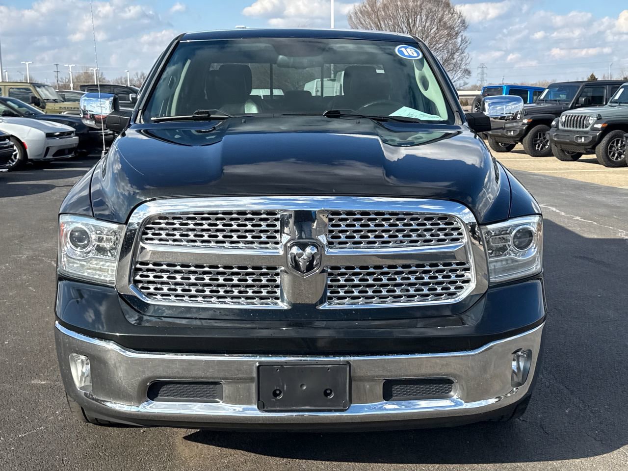 Used 2016 RAM 1500 Laramie w/ Convenience Group image 8
