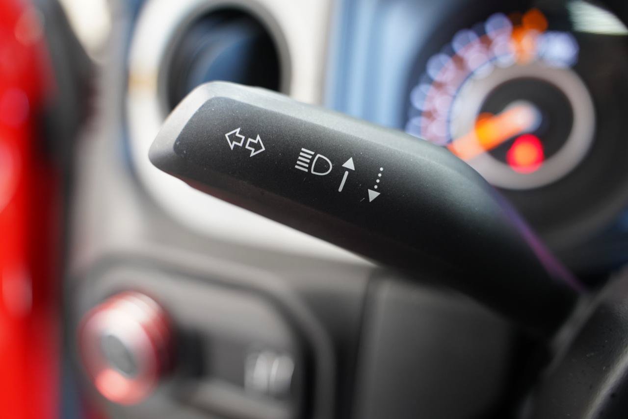Used 2024 Jeep Gladiator Sport AWD/4WD image 14