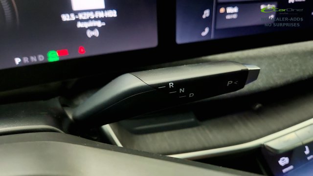 Used 2025 Lucid Air Pure RWD image 60