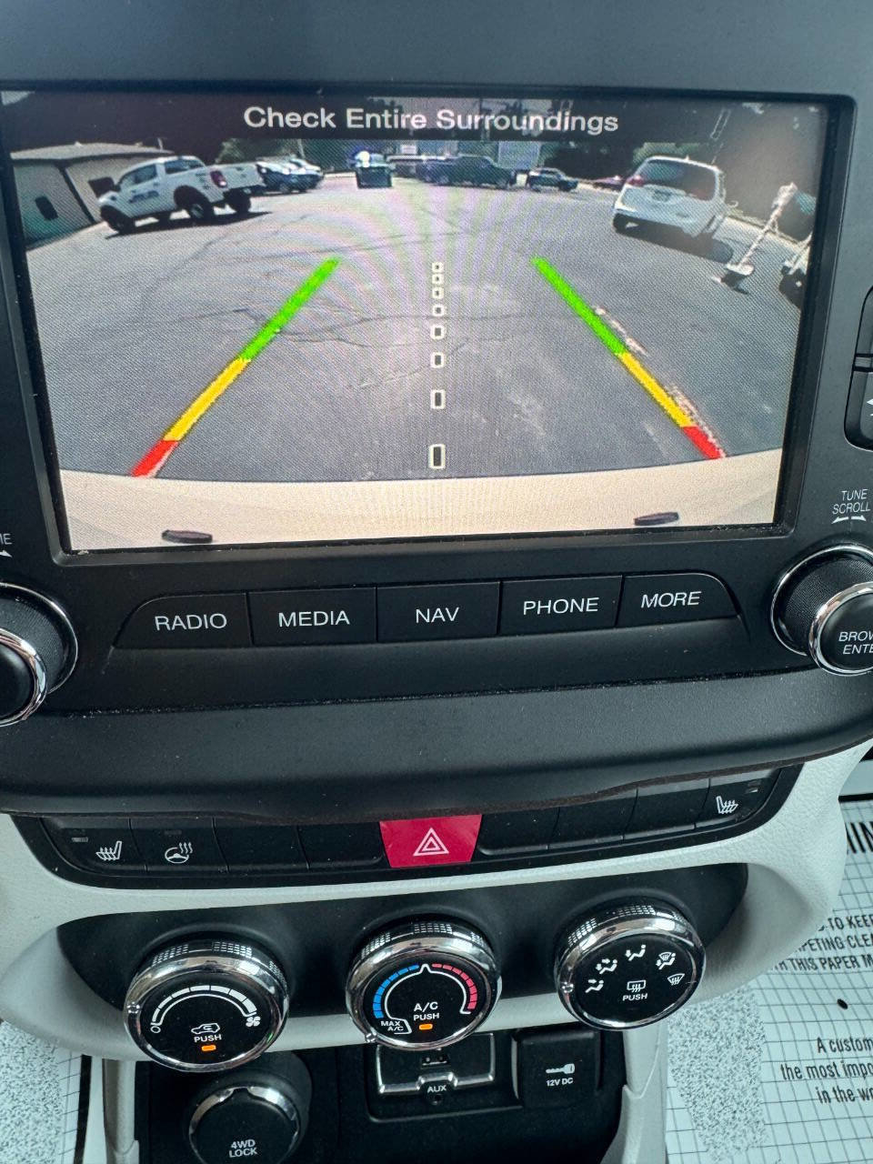 Used 2016 Jeep Renegade Latitude image 13