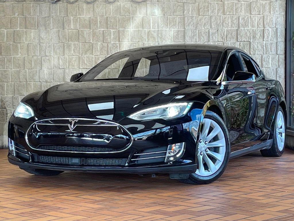 Used 2016 Tesla Model S 70D image 2