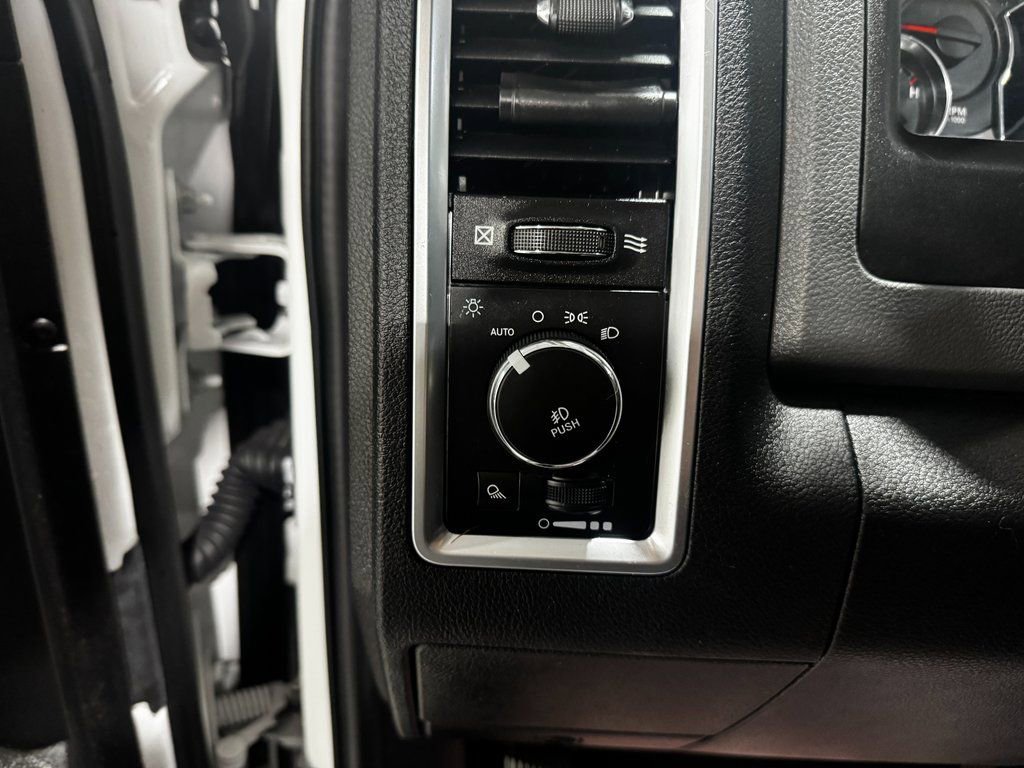 Used 2020 RAM 1500 Classic Warlock w/ Electronics Group image 36