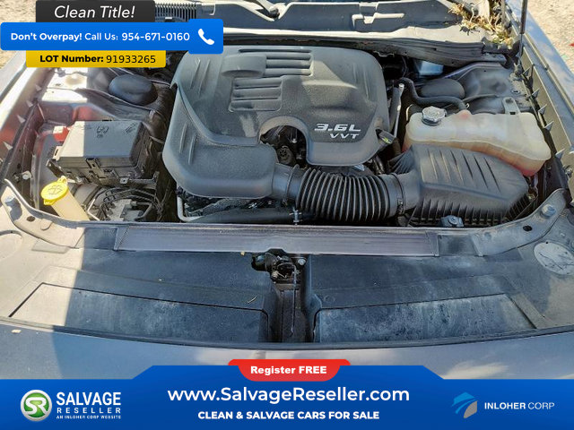 Used 2020 Dodge Challenger SXT w/ Blacktop Package image 15